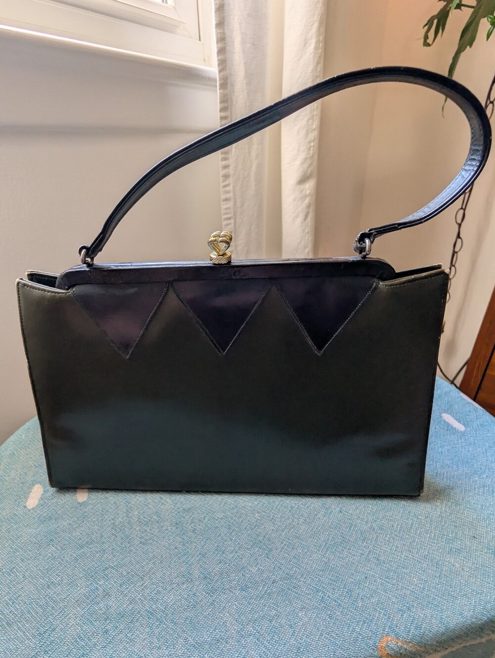 Vintage Two-tone Handbag With Triangle Design